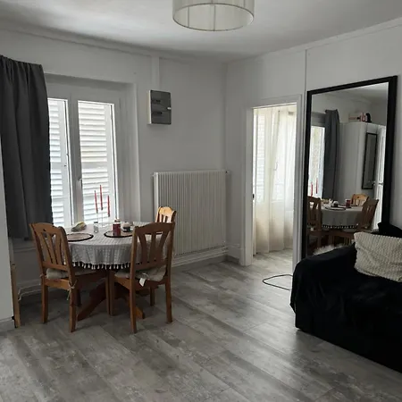 Location Pour 24 아파트 Lagny